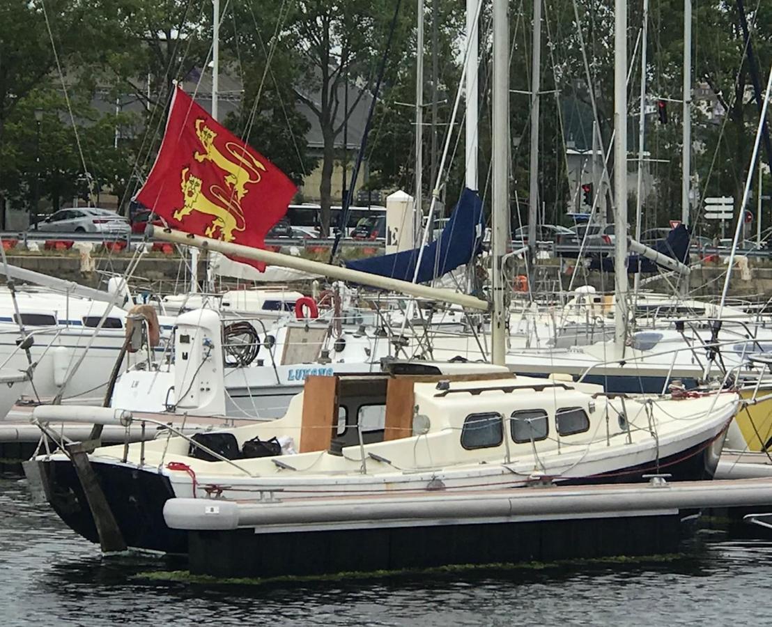 Botel Baroudeur Des Mers *